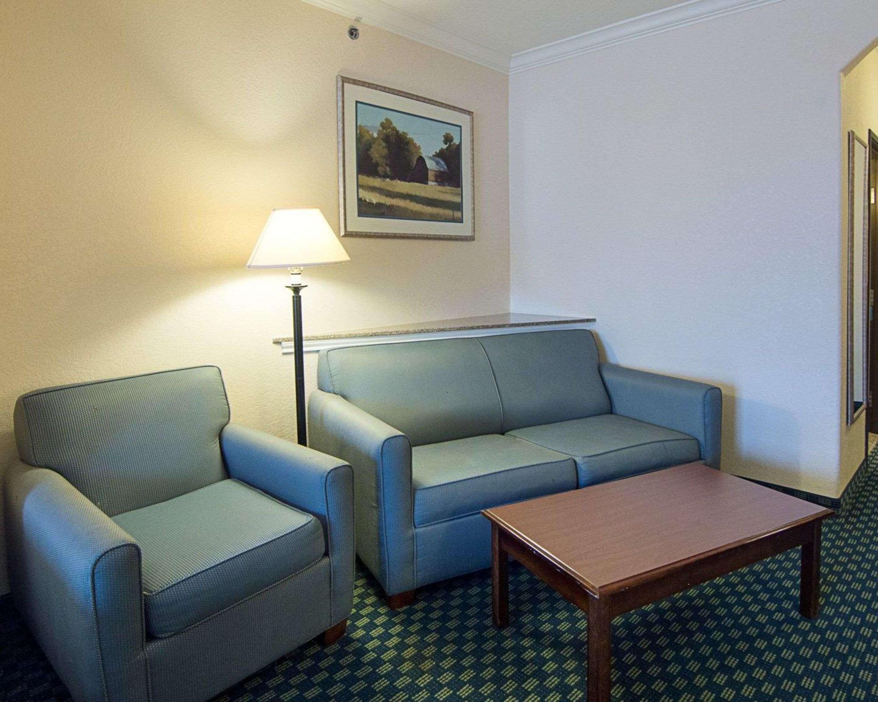 Comfort Suites Tomball Medical Center Exterior photo